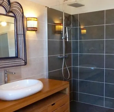 Aux Baboteurs Gdf Bed and breakfast 3*