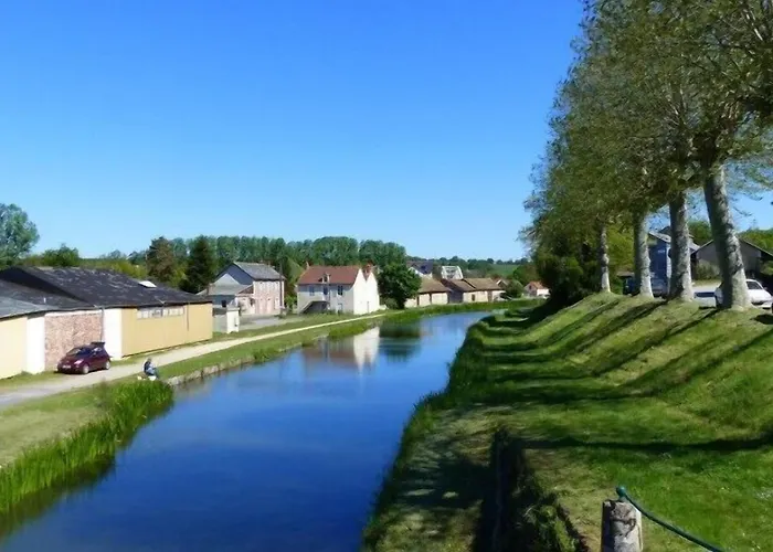Aux Baboteurs Gdf Bed & Breakfast Vallon-en-Sully